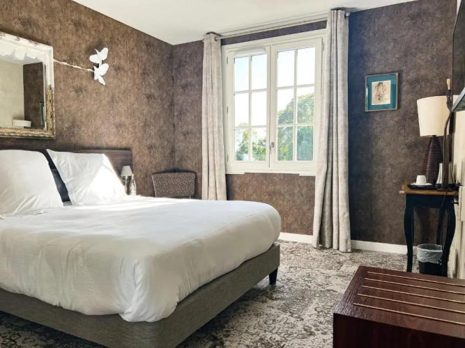 Standard Double Basement room