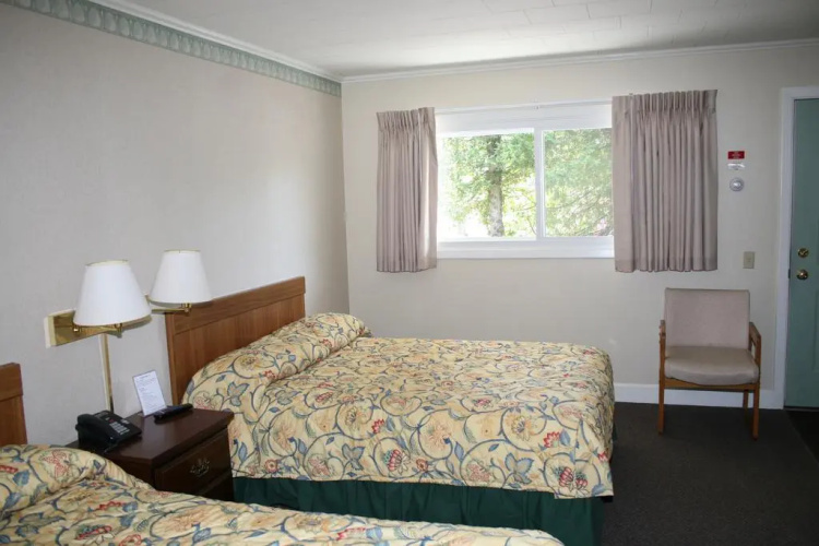 Bucksport Inn