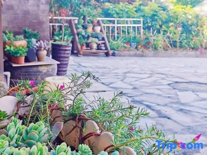 Xichang Seaside Inn