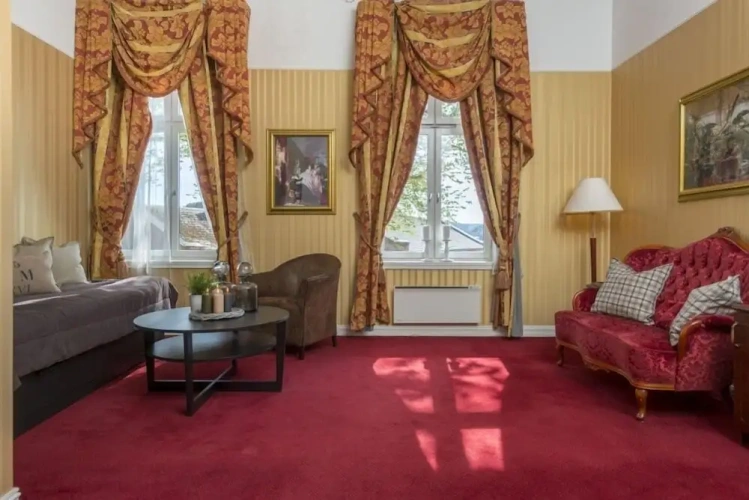 Standard Family room