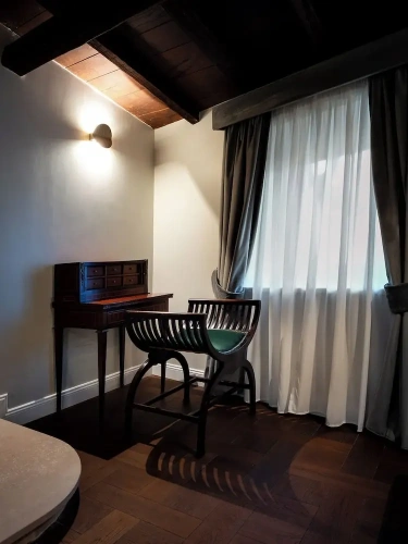 Family Suite with land view