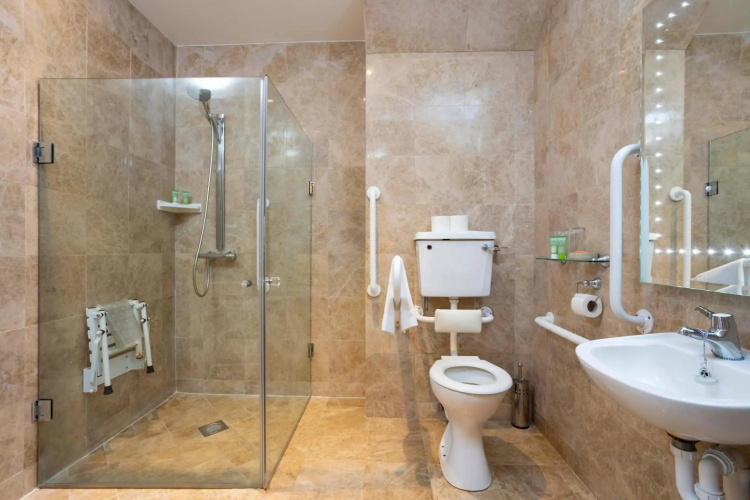 Schull Harbour Hotel & Leisure Centre