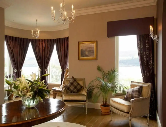 Loch Ness Lodge