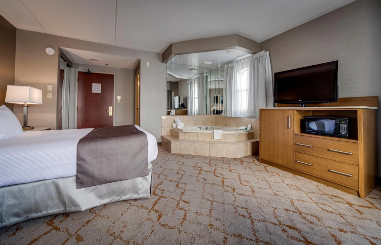 Monte Carlo Inn - Vaughan Suites photo 6