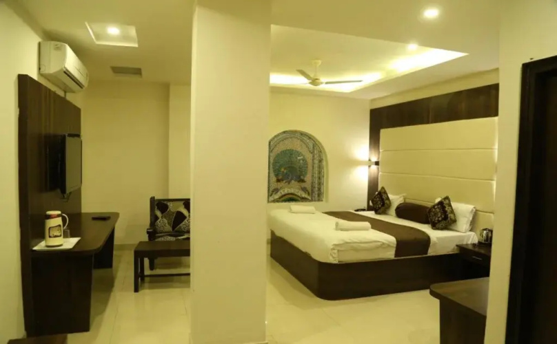 Hotel Krishna Palace