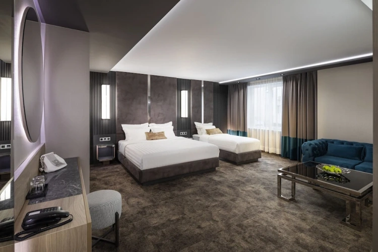Deluxe Triple room