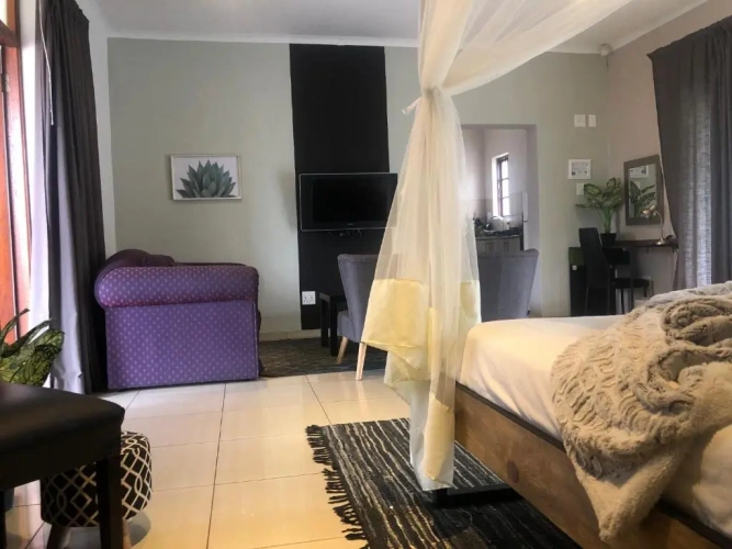 Standard Double room with garden view