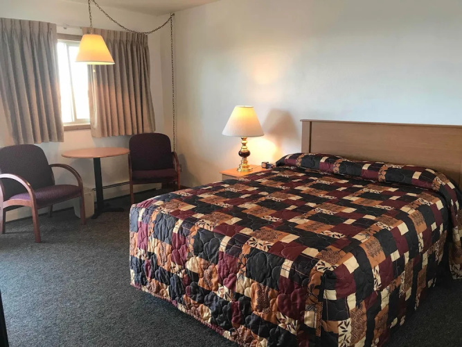 Paintbrush Motel