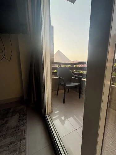 solima pyramids inn
