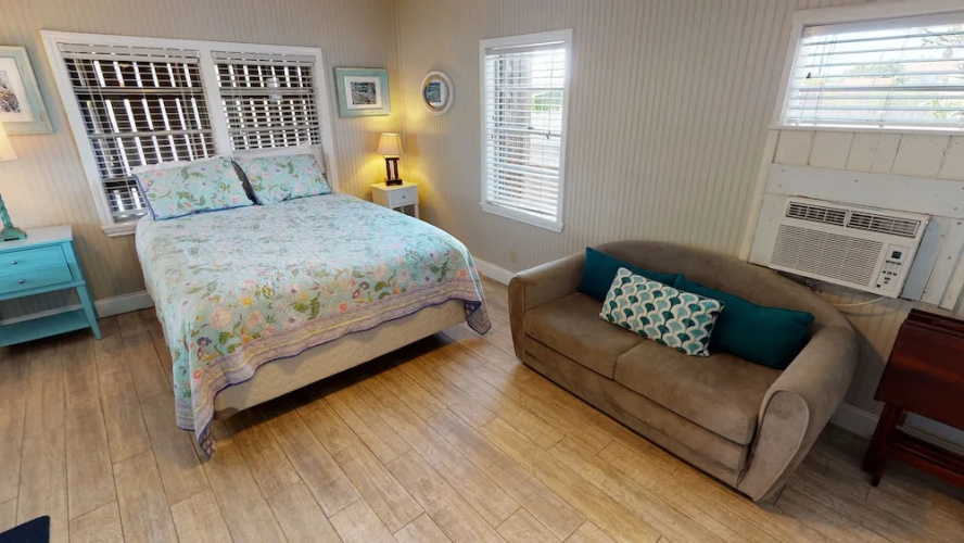 Shore Beats Work 2 Bedroom Home