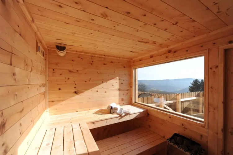 Glühwürmchenhütte