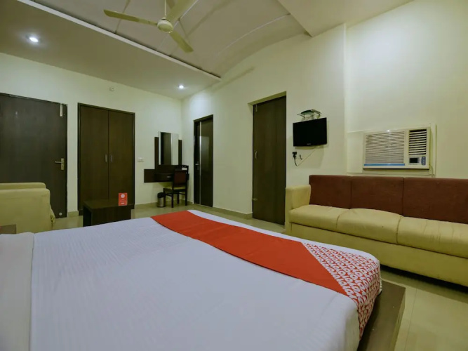 Classic 7 Hotel and Restaurant