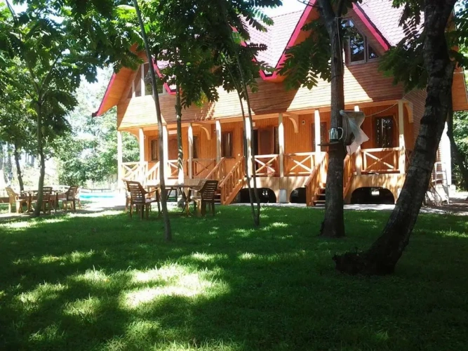 2 Bedrooms Cottage