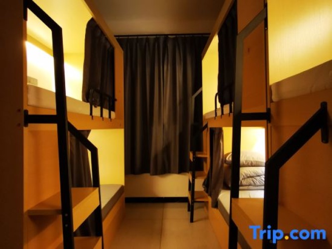 Bed in Dorm (female dorm)