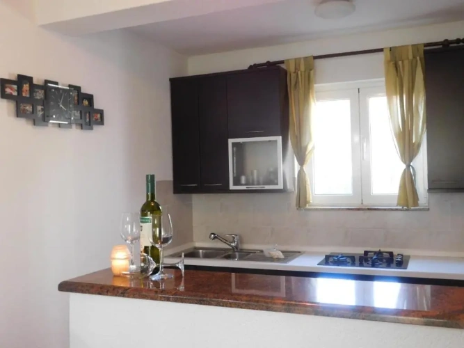 Apartment with sea view