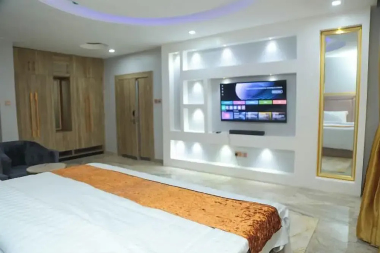 Hillview Apartments