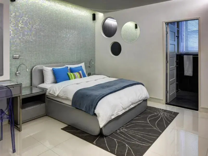 Hl53 B&B
