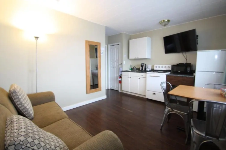 1 Bedroom Double Suite