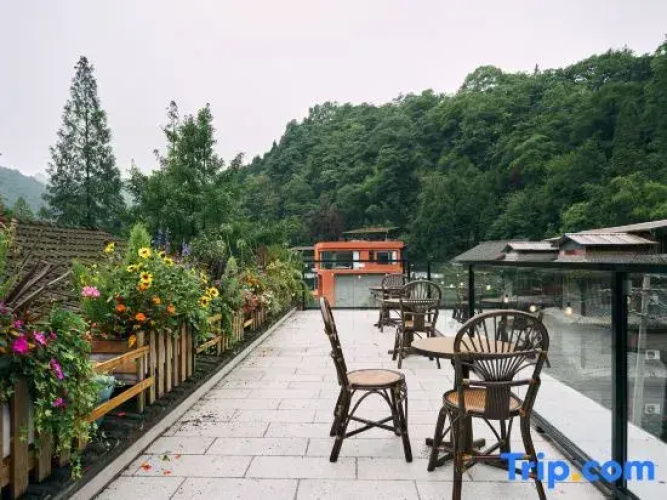 Wow. Wenxi Wawu Private Hot Spring Homestay