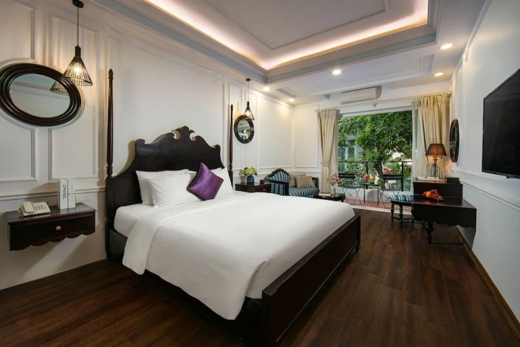 Executive Double room with balcony and with city view