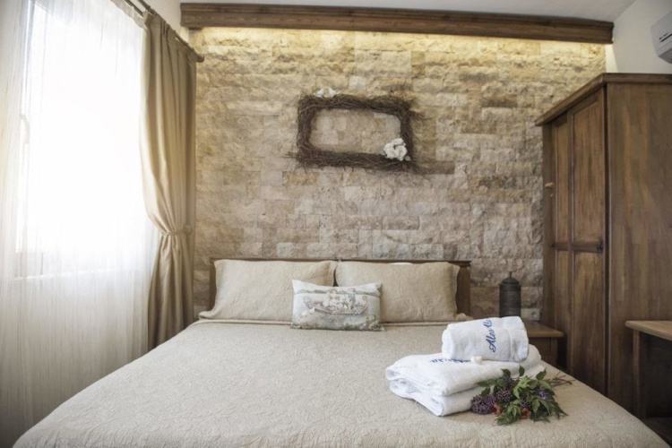 Alesta Hotel