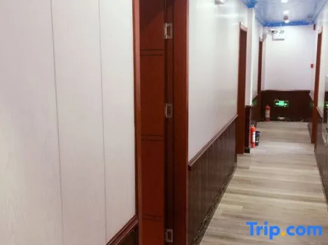 Tongling Junlai Hotel