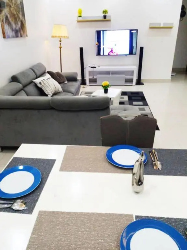 Superb Apartment With Jacuzzi No019