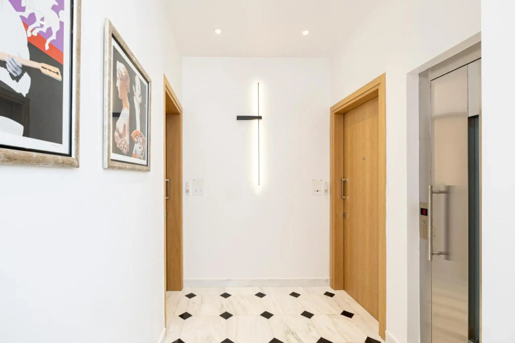 301- HiEndAccomodation-TopLocation