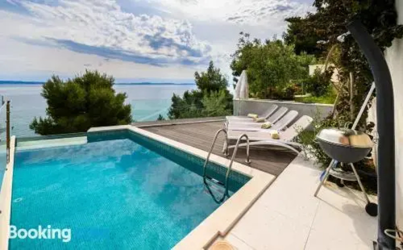 Apartment Paradiso