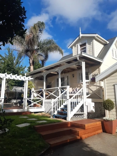 1 Bedroom Deluxe Cottage with garden view