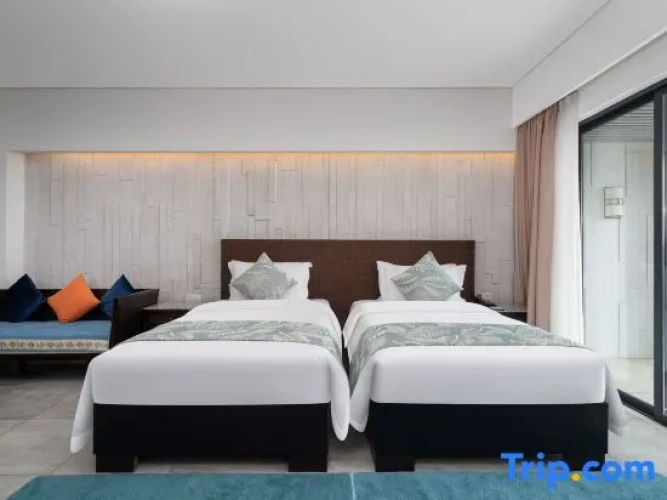 Superior Twin room with sea view