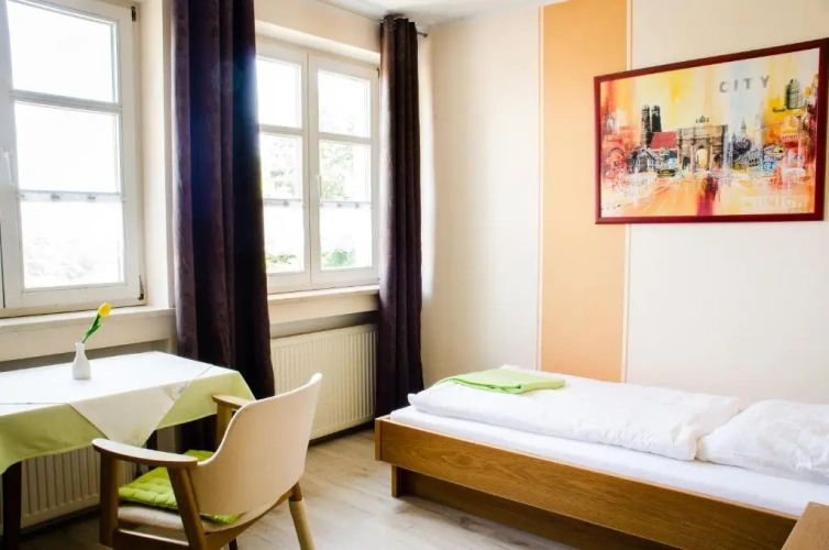 Standard Single room