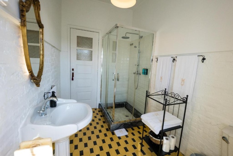 2 Bedrooms Suite