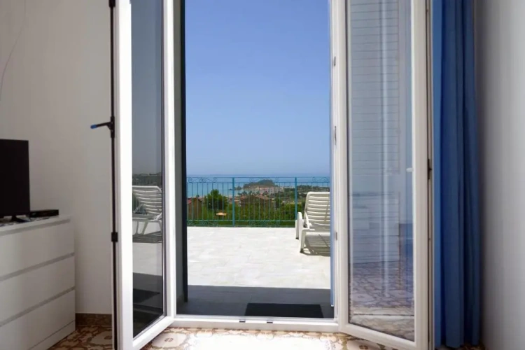 1 Bedroom Cottage