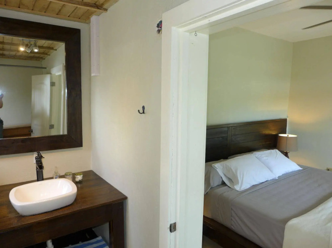 Two Sandals – A Boutique Hotel