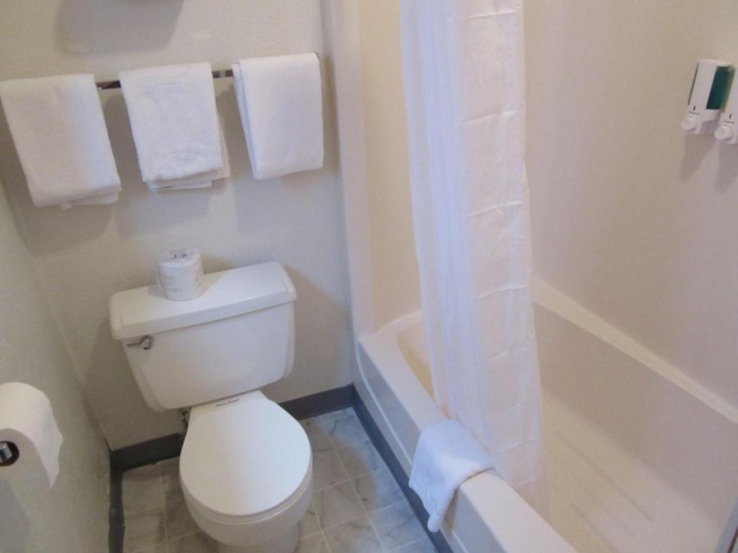 Deluxe Sextuple room with view