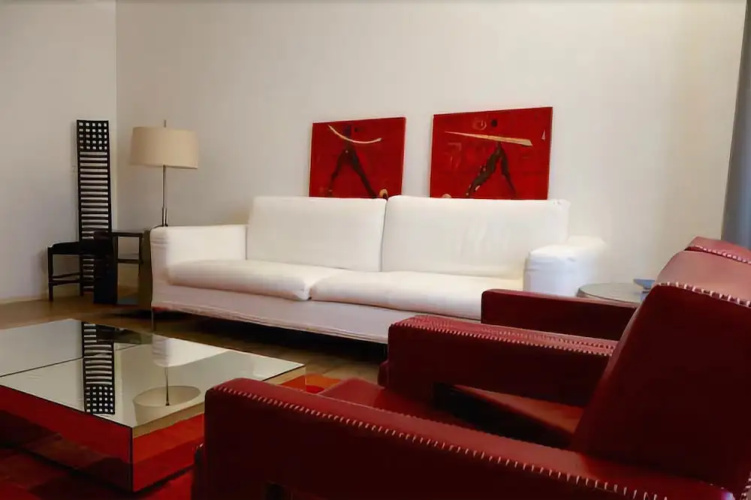 Historic Palazzo In Rome