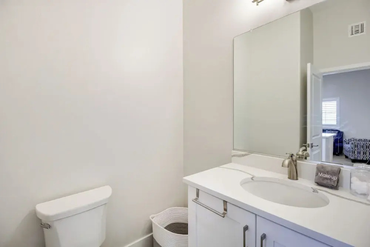 Central Tucson Condo w/ Community Pool + Hot Tub!