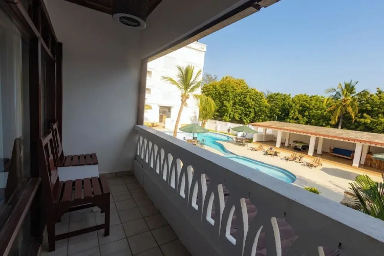 Standard Double room with balcony and with pool view