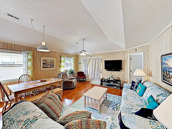 Strayhorse 203 - 2 Br Cottage