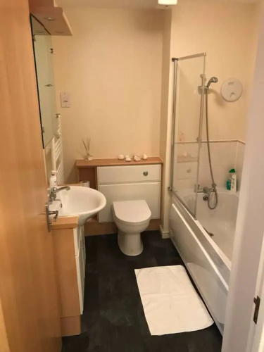 2 Bedroom Apartment With Parking