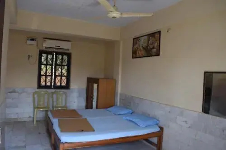 C Queen Beach Resort