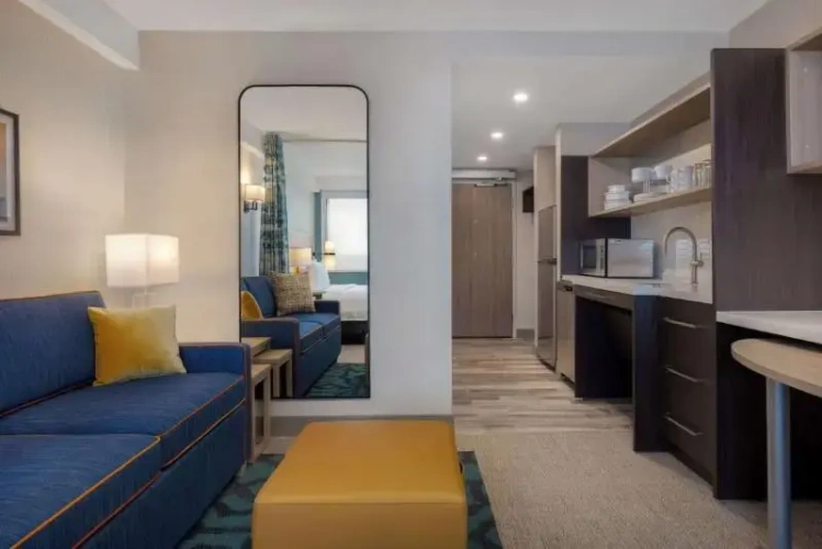 Double Suite