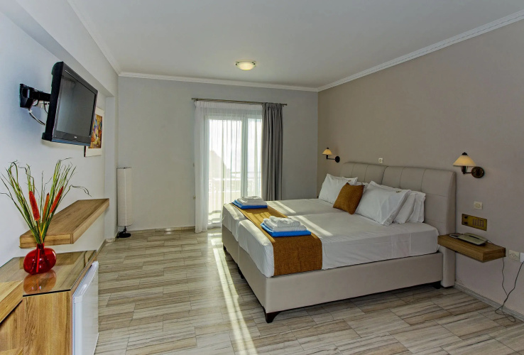 Aliki Hotel