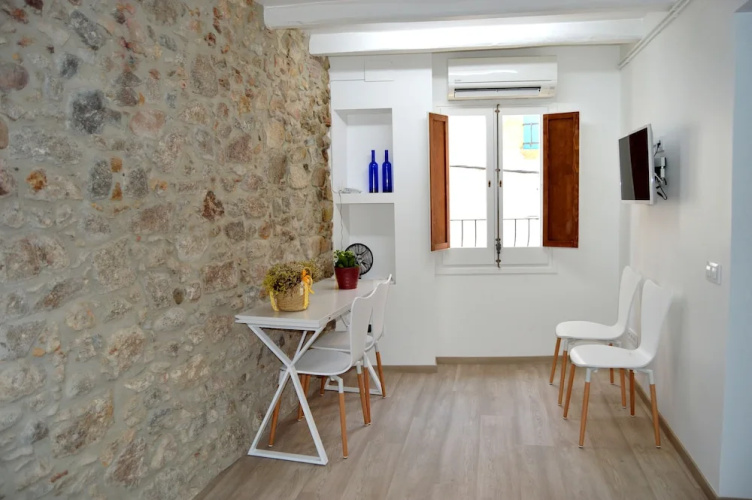 Modern Loft in The Historical Town