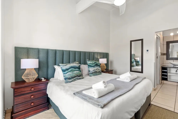 San Lameer Villa Rentals 3122