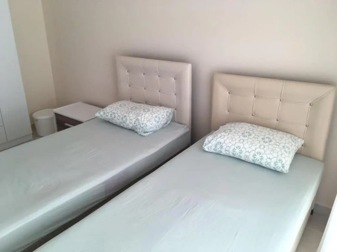 2 Bedrooms Cottage