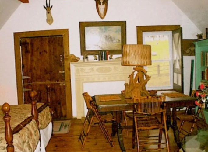 Whistler's Inn Bed & Breakfast
