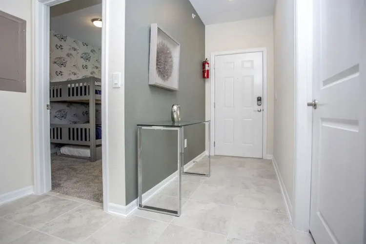 303 Apt Storey Lake 61595/62624