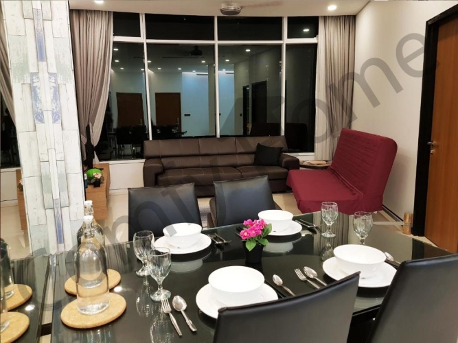 2 Bedrooms Apartment